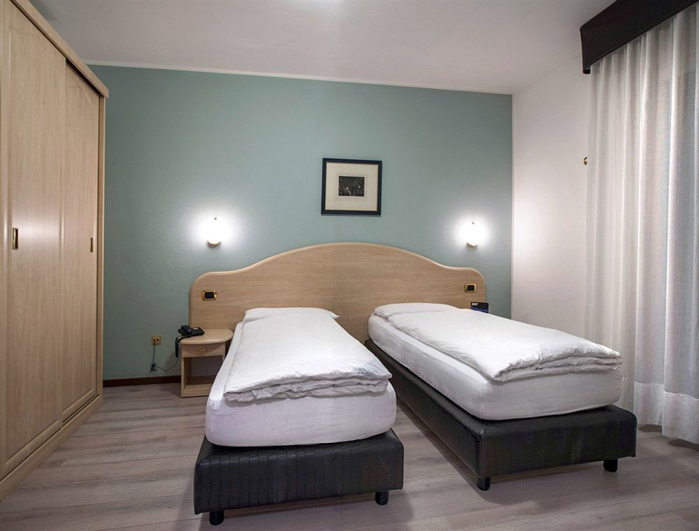 Hotel Rudy Riva del Garda Extérieur photo